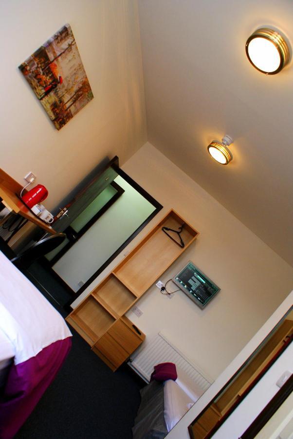 The Hindes Hotel londyńska dzielnica londyńska dzielnica Harrow Pokój zdjęcie